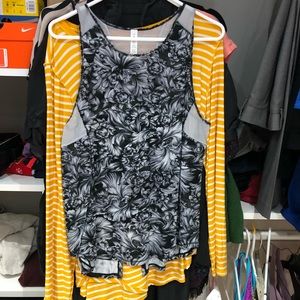 Lulu lemon sculpt tank